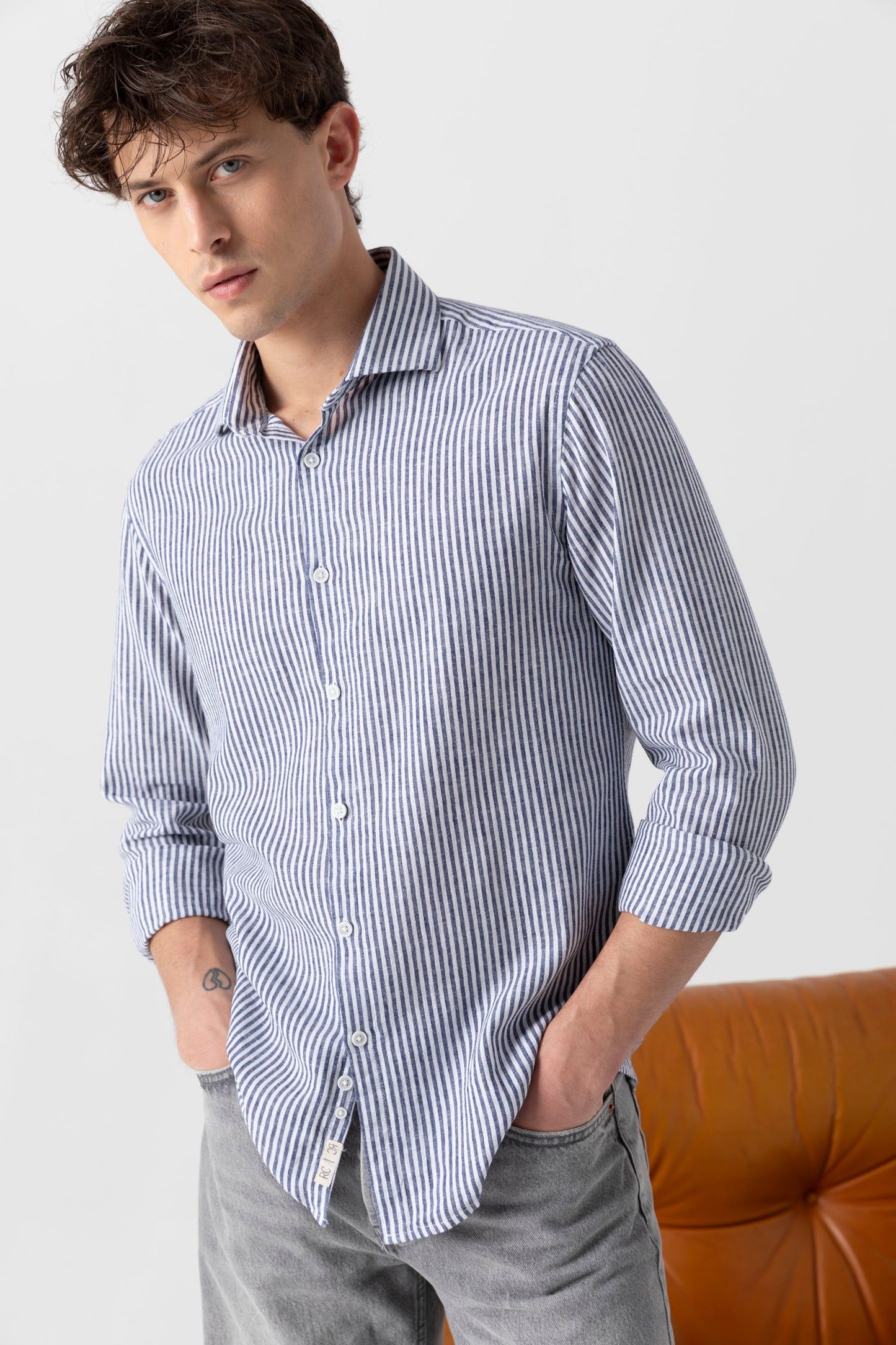 Camicia in fantasia di Lino Cotone con collo classico piccolo