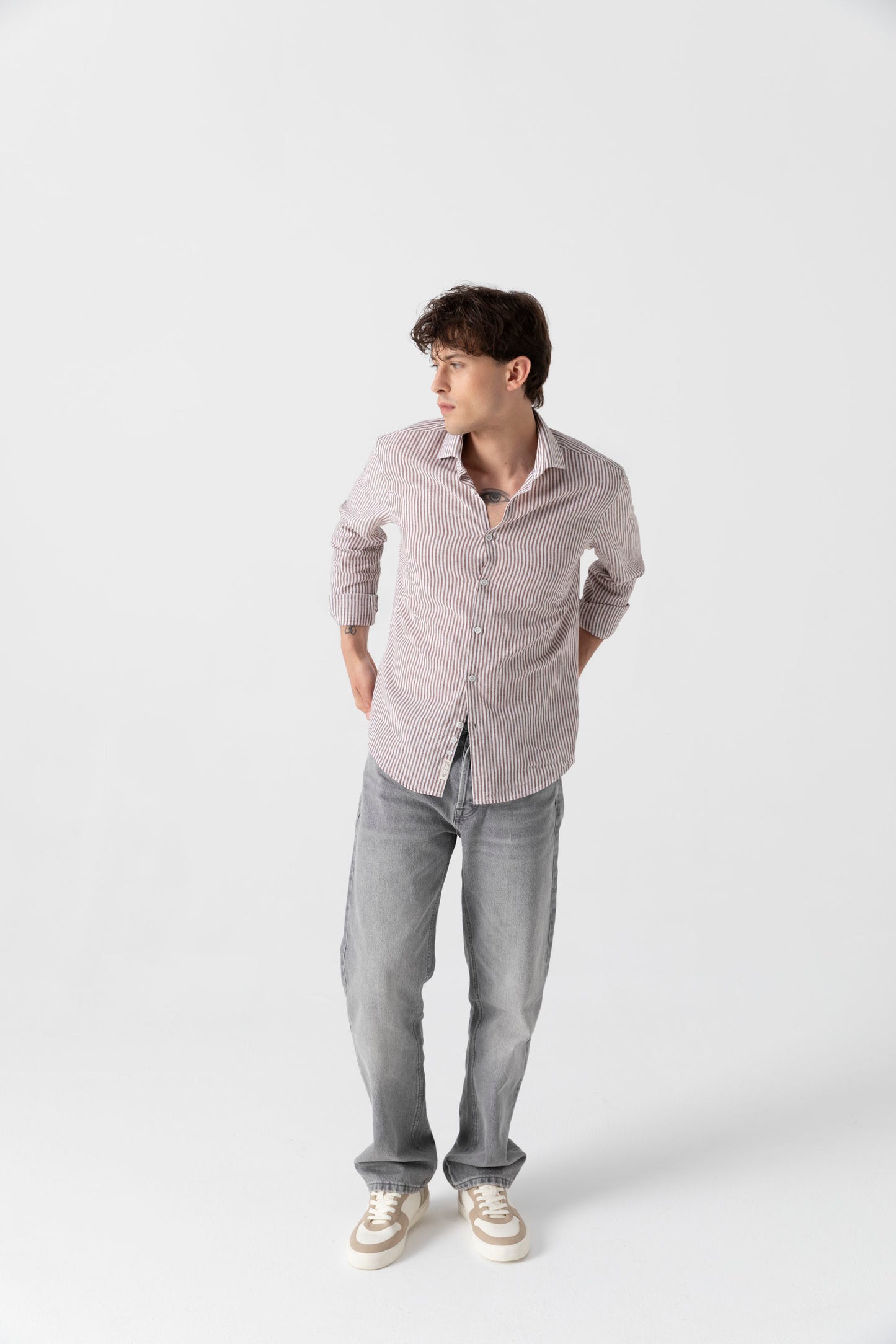Camicia in fantasia di Lino Cotone con collo classico piccolo