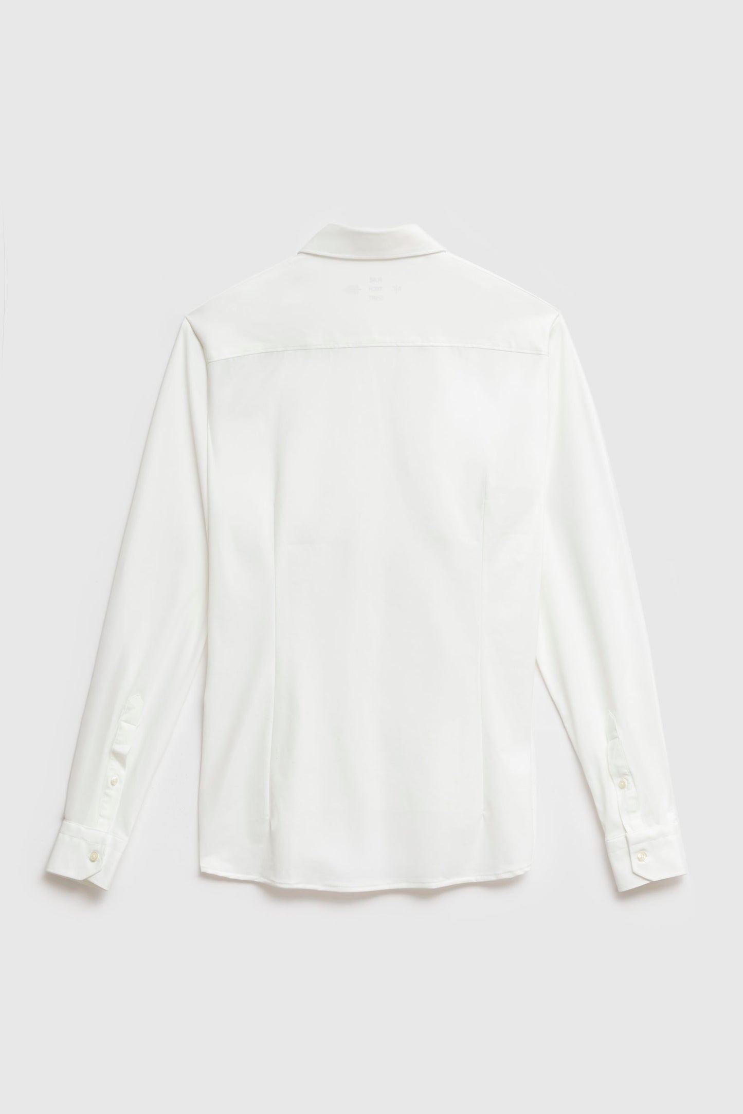 Camicia in tessuto tecnico stretch con collo classico piccolo
